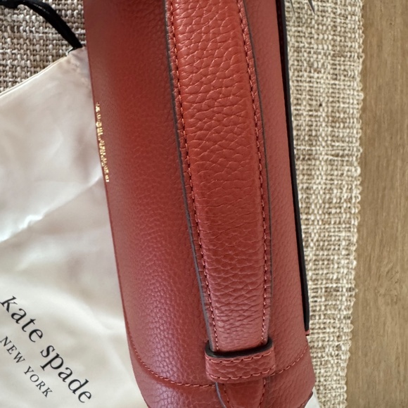 KATE SPADE NEW YORK Crossbody Brown Knott NEW with TAGS in Autumn Oak - Picture 6 of 15